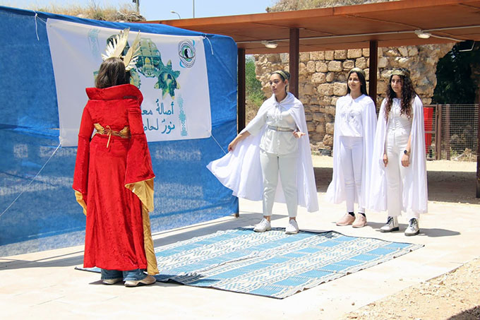 طلّاب طبقة الثوامن من اعدادية دار التربية والعلوم بجولة استكشافية لمعالم جلجولية 